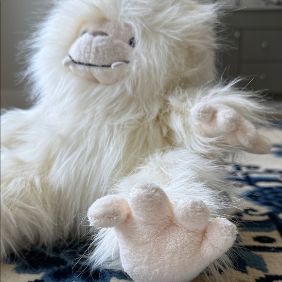 🚨RARE🚨NWT!! Jellycat YANI THE YETI - Picture 7 of 8